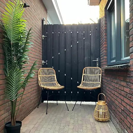 Egmond At The House *